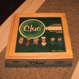 Nostalgia Series 2002 CLUE Detective Board Game Wooden Wood Box Parker Brothers